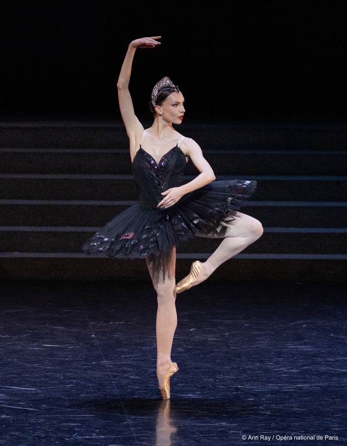 Le Lac des cygnes de Rudolf Noureev - Ballet de l’Opéra de Paris - Bleuenn Battistoni, Hugo Marchand et Florent Melac