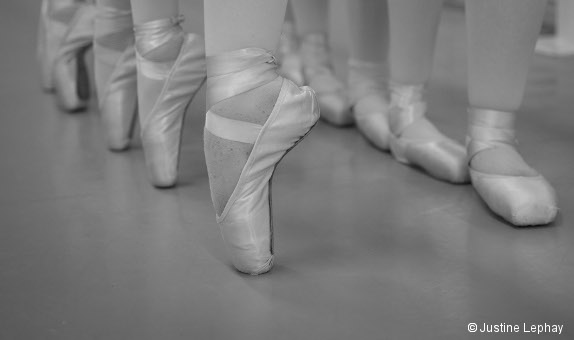 Conseil pratique – Cinq demi-pointes pour débuter au banc d'essai – Danses  avec la plume – L'actualité de la danse